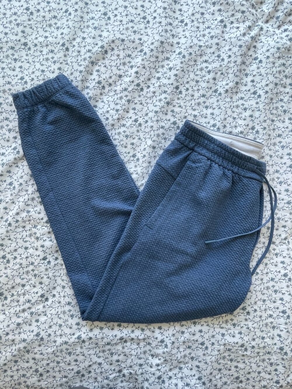 Lululemon Textured Double Knit Cotton Jogger - LARGE - Washed Denim